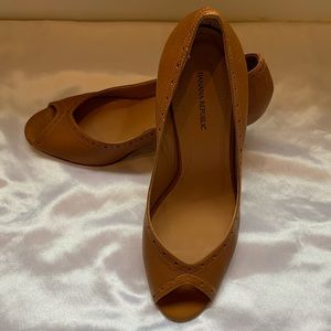 Banana Republic | Women’s Size 7.5 Calla Heels
